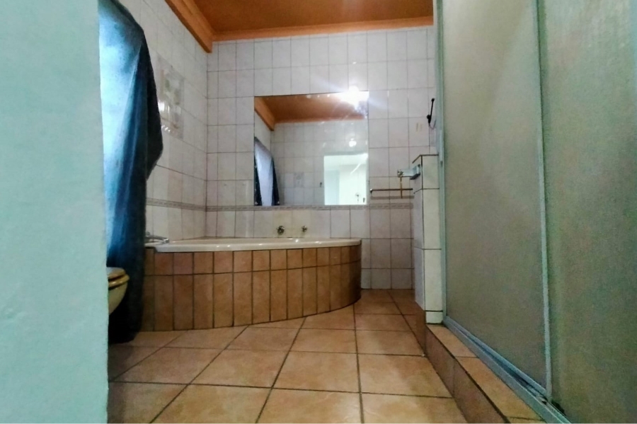 To Let 3 Bedroom Property for Rent in Geelhoutpark North West